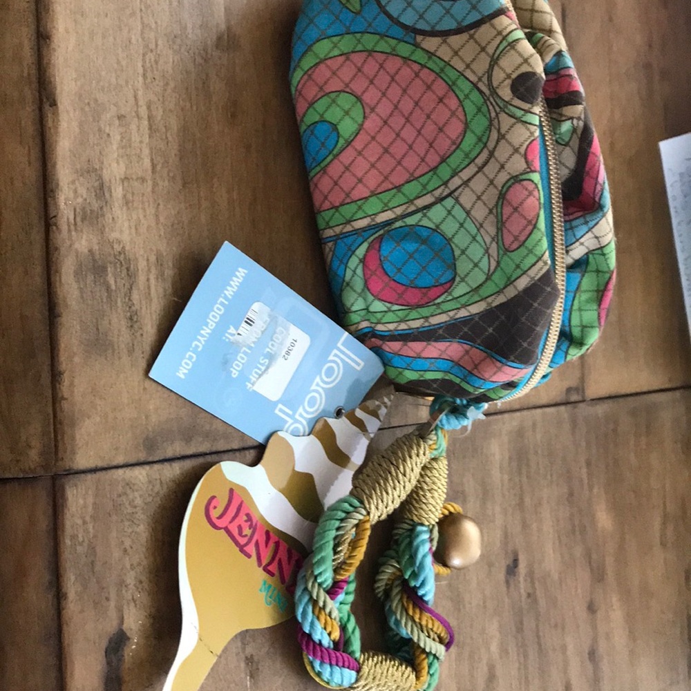 NWT Loop cosmetics bag
